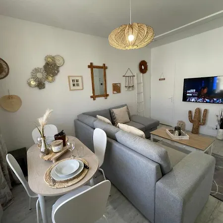 Le Boheme - Centre Ville, Netflix Et Wifi, Parking, Ideal Familles, Couples Et Voyages D'Affaire Niort Exterior foto