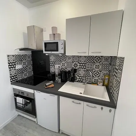 Le Boheme - Centre Ville, Netflix Et Wifi, Parking, Ideal Familles, Couples Et Voyages D'Affaire Niort Exterior foto